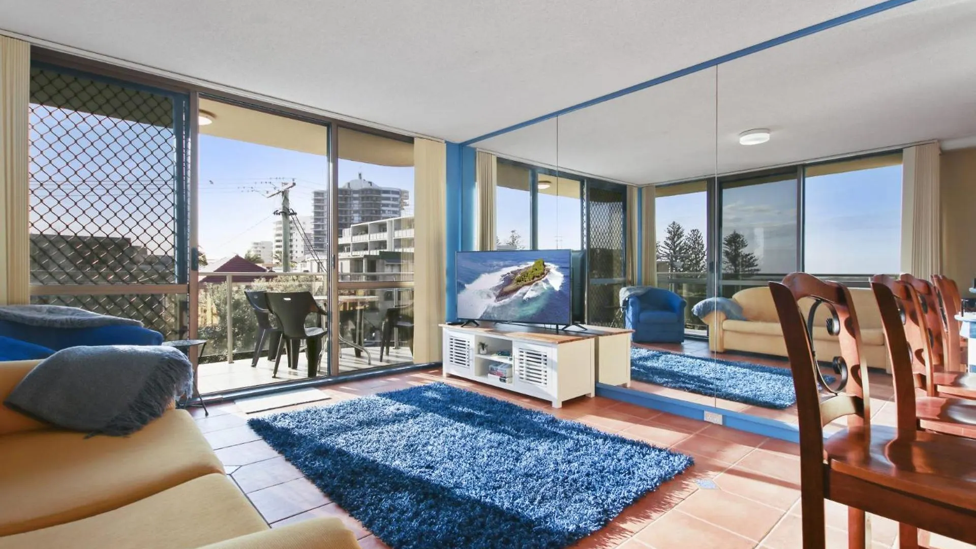 Blue Horizon 5 7 Latona Ave Bulcock Beach Καλούντρα Διαμέρισμα